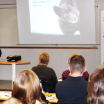Hundeleverna hade en föreläsning med Jens Karlsson och Tobias Gustavsson från Scandinavian Work Dog Institute.
